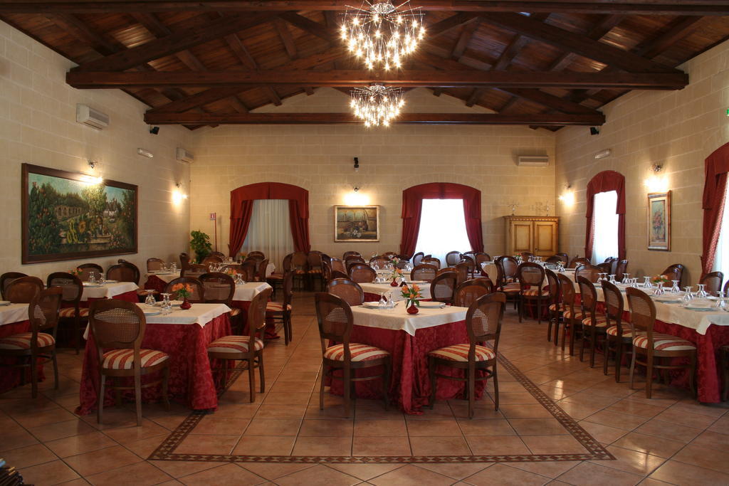 Agriturismo Antico Leccio Otel Gioia Del Colle Dış mekan fotoğraf